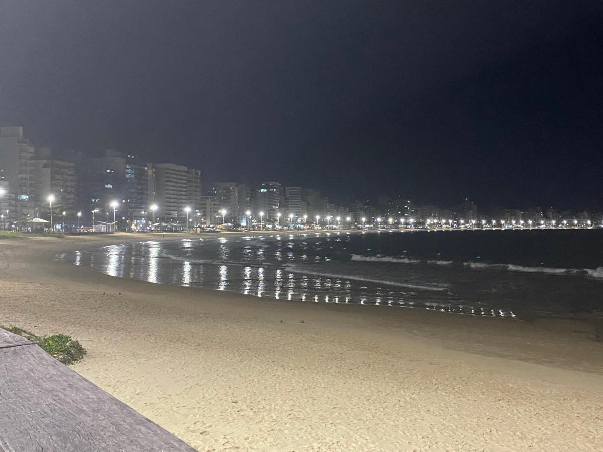 Suíte Mar - Praia do Morro - prédio frente Mar com elevador, atravessou a avenida, já está na Praia - com garagem - internet Guarapari Extérieur photo