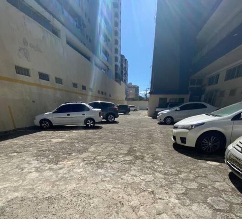 Suíte Mar - Praia do Morro - prédio frente Mar com elevador, atravessou a avenida, já está na Praia - com garagem - internet Guarapari Extérieur photo